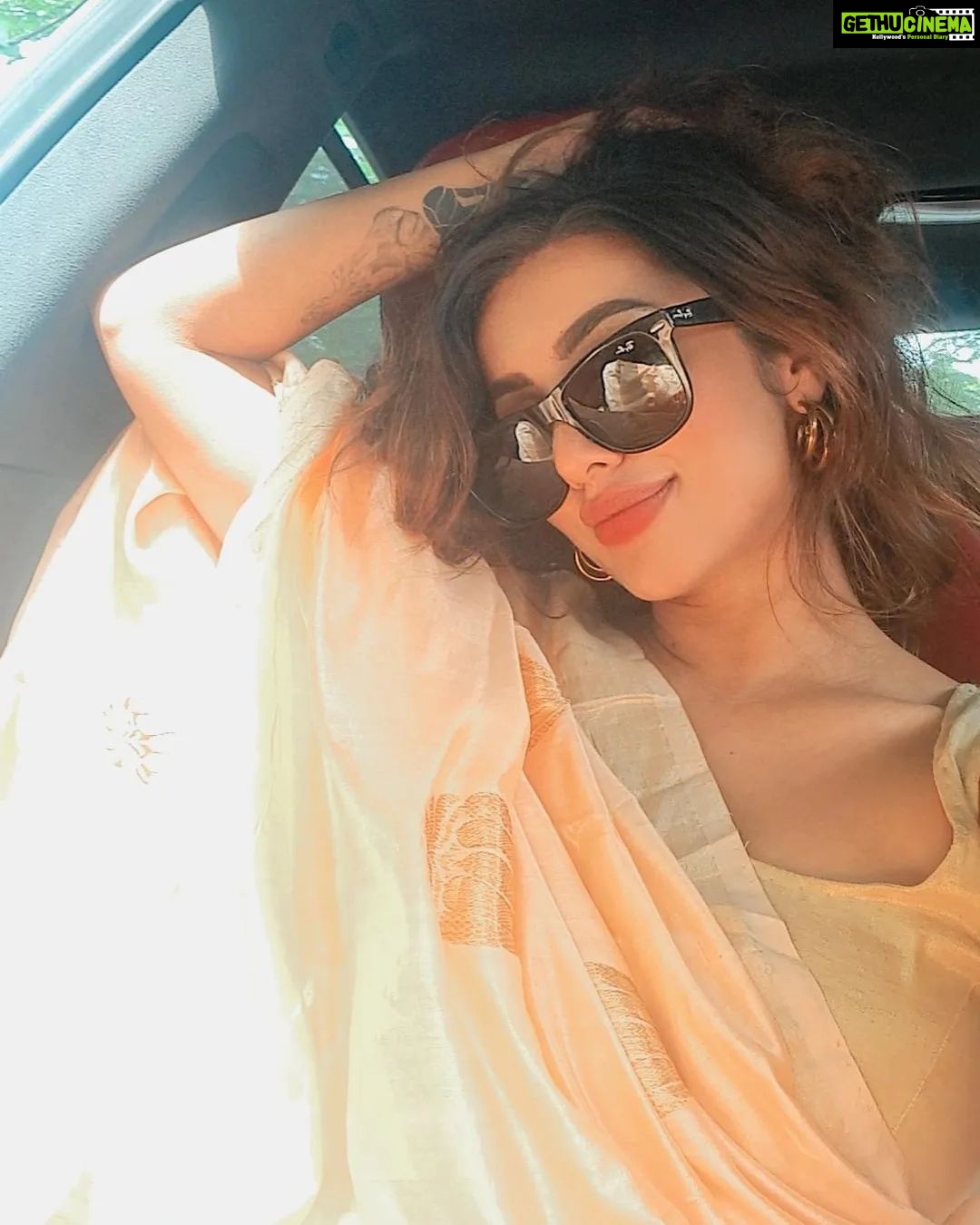 Tejaswi Madivada Instagram - It's a beautiful day!