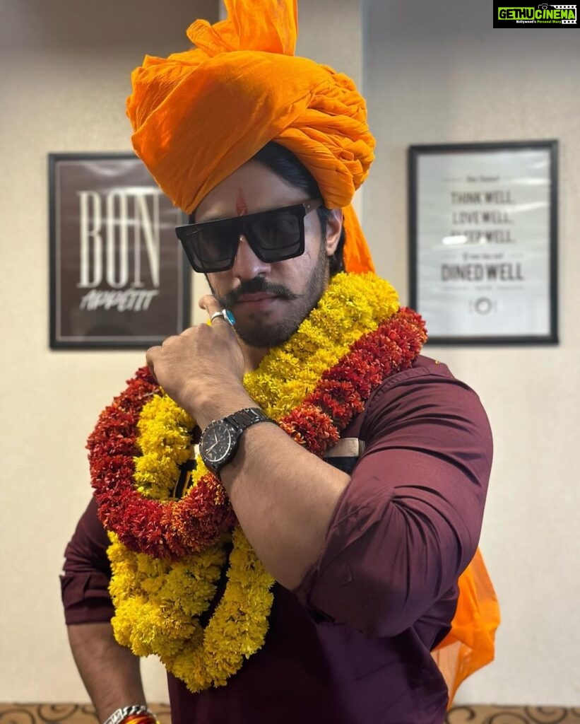 Thakur Anoop Singh Instagram - Embracing the regal life 👑✨ #Rajputana