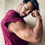 Thakur Anoop Singh Instagram – Strike a pose and let your confidence shine. 💫 #Moods