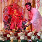 Thakur Anoop Singh Instagram – Jus finished the first Aarti of my Maharaja. Wish you all a very happy Ganesh Chaturthi. I pray the lord take away all our obstacles and bless us with Love, Power and Wealth in abundance. 

Ganpati Bappa Morya