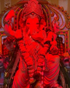 Thakur Anoop Singh Instagram - Jus finished the first Aarti of my Maharaja. Wish you all a very happy Ganesh Chaturthi. I pray the lord take away all our obstacles and bless us with Love, Power and Wealth in abundance. Ganpati Bappa Morya