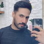 Thakur Anoop Singh Instagram – Hardly a selfie person but ok! 🤳