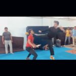 Tiger Shroff Instagram - A little behind the scenes into my process…love to create…love to perform. Love my job❤️🥷🎬