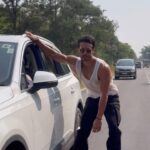 Tiger Shroff Instagram – Koi pooche toh batana…ki hum (kaam k liye time pe) aye hai😅 ….20th october on our way. #ganapath ⚡️
