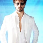 Tiger Shroff Instagram - 🤍 @trishasarang @sophiashaikh3 @amityashwant_hair @the.vainglorious