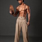 Tiger Shroff Instagram - 🎩💋 @trishasarang @theanisha @amityashwant_hair @rahulkothavale