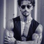 Tiger Shroff Instagram – Wat u lookin at … 🦍