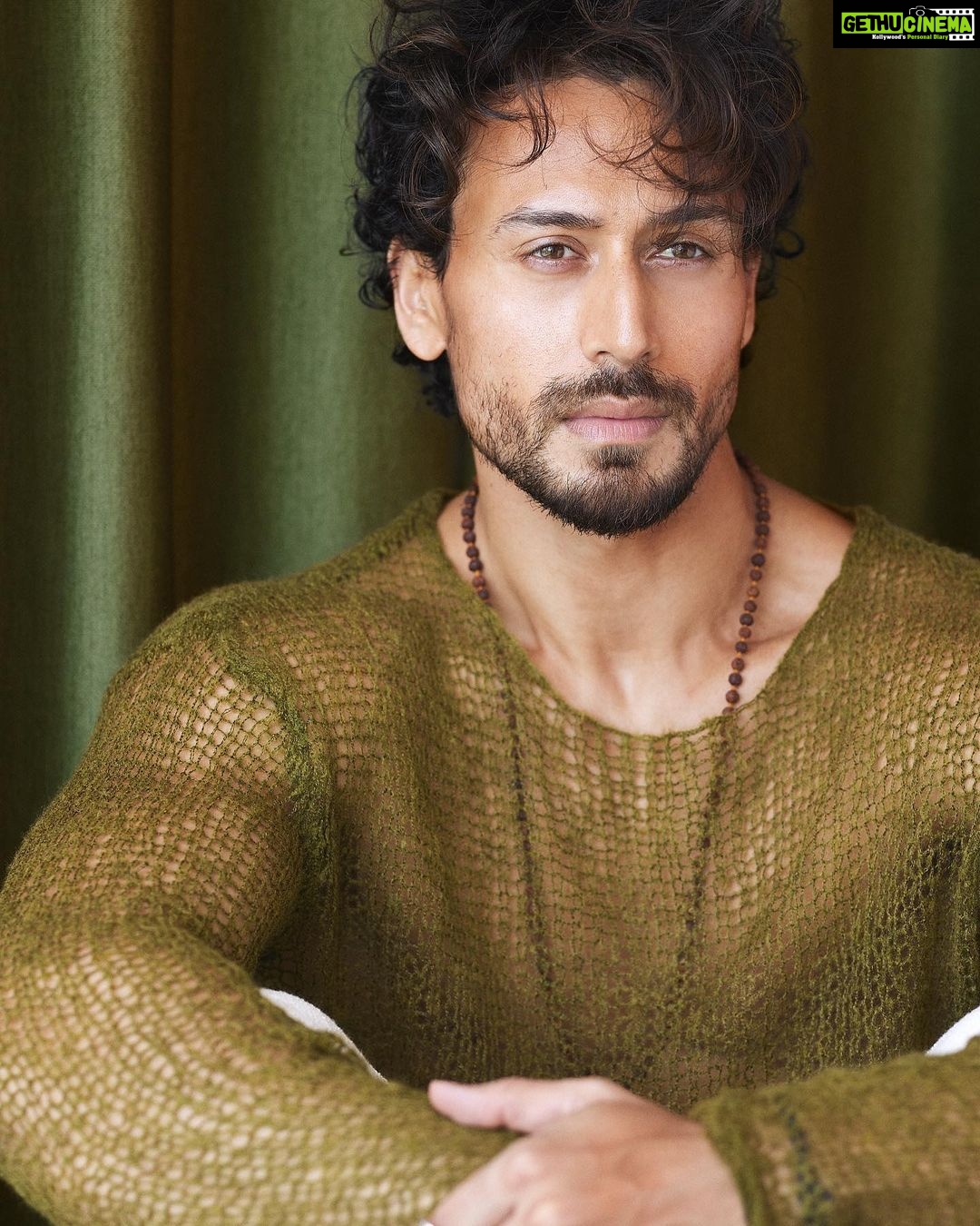 Tiger Shroff Instagram - @trishasarang @theanisha @amityashwant_hair @rahulkothavale