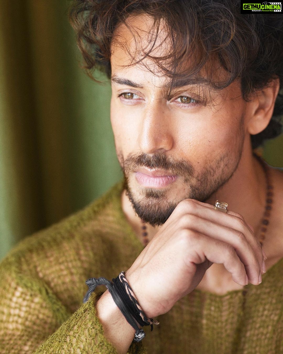 Tiger Shroff Instagram - @trishasarang @theanisha @amityashwant_hair @rahulkothavale