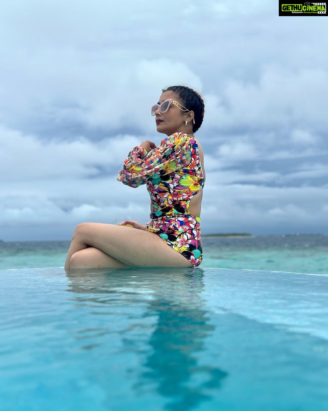 Tina Datta Instagram - Sexiness in the eyes of the beholder 😍 You know who you’re! Xoxo ♥️ Sun , sand , symphony ☀️ . . @ambitiontravelstours @heritanceaarah @nijhawangroup . #tinadatta #maldives #maldivesislands #beach #beachwear #heritanceaarah #HeritanceHotelaandResorts #HeritanceExperience #aitkenSpenceHotels #travelagency Heritance Aarah