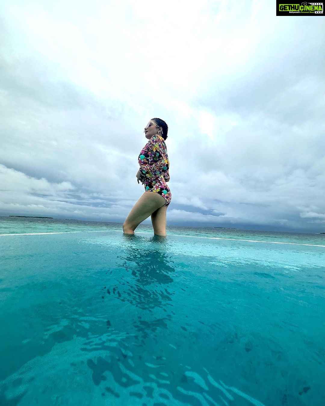 Tina Datta Instagram - Sexiness in the eyes of the beholder 😍 You know who you’re! Xoxo ♥️ Sun , sand , symphony ☀️ . . @ambitiontravelstours @heritanceaarah @nijhawangroup . #tinadatta #maldives #maldivesislands #beach #beachwear #heritanceaarah #HeritanceHotelaandResorts #HeritanceExperience #aitkenSpenceHotels #travelagency Heritance Aarah