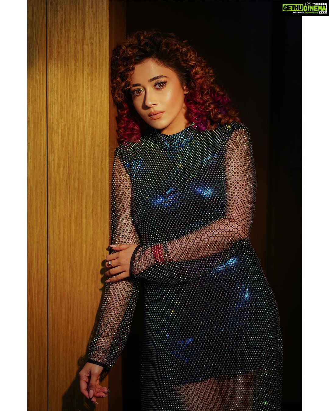 Tina Datta Instagram - A night of Fashion, Style and Glamour!! #AhmedabadTimesFashionWeek . . . #EklaChaloRe #WarriorPrincess #TinaKaStyle #fashion #style #fame #fashionista #lookbook #stylefile #stylish #tinadatta
