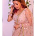 Tina Datta Instagram - Sometimes she is wild, at times like the pool of calmness. She’s fire, she’s thunder… She nurtures!! . . . @swastikproductions @rahultewary @sktorigins @g3gill #SomvaarWithSurili #EklaChaloRe #WarriorPrincess #sonyentertainmenttelevision #gratitude #instagood #surili #instadaily #tinadatta