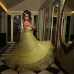 Tina Datta Instagram - 👑🥰❤️♾️ . . . #EklaChaloRe #WarriorPrincess #TinaKaStyle #fashion #style #instagood #lookbook #stylefile #drawthisinyourstyle #tinadatta