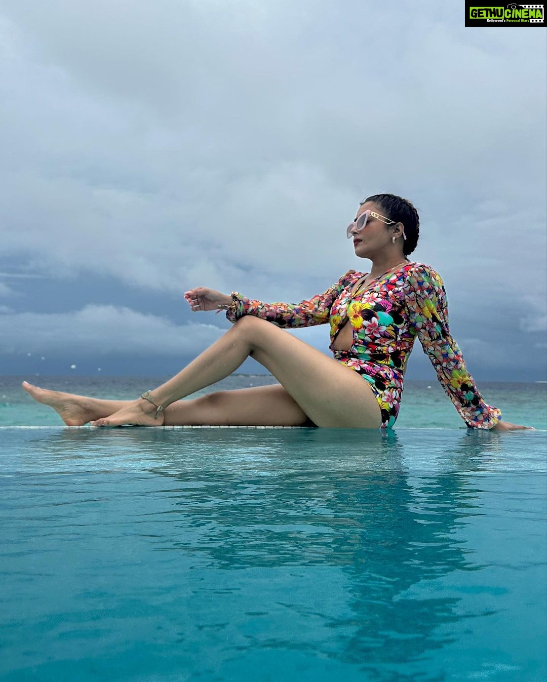 Tina Datta Instagram - Sexiness in the eyes of the beholder 😍 You know who you’re! Xoxo ♥️ Sun , sand , symphony ☀️ . . @ambitiontravelstours @heritanceaarah @nijhawangroup . #tinadatta #maldives #maldivesislands #beach #beachwear #heritanceaarah #HeritanceHotelaandResorts #HeritanceExperience #aitkenSpenceHotels #travelagency Heritance Aarah
