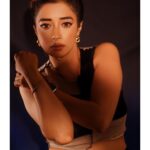 Tina Datta Instagram - Just a right thing at the right time… #LovingVibesOnly . . . #EklaChaloRe #WarriorPrincess #TinaKaStyle #fashion #style #instagood #lookbook #stylefile #drawthisinyourstyle #tinadatta