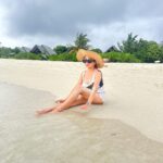 Tina Datta Instagram - Let the memories not fade, let the peace not dwindle, let Maldives be with me forever ❤️ . . @ambitiontravelstours @heritanceaarah @nijhawangroup @fendi . . #travelphotography #travel #heritanceaarah #maldives #heritancehotelsandresorts #heritanceexperience #travelgram #holidays #vacationmode #tinadatta