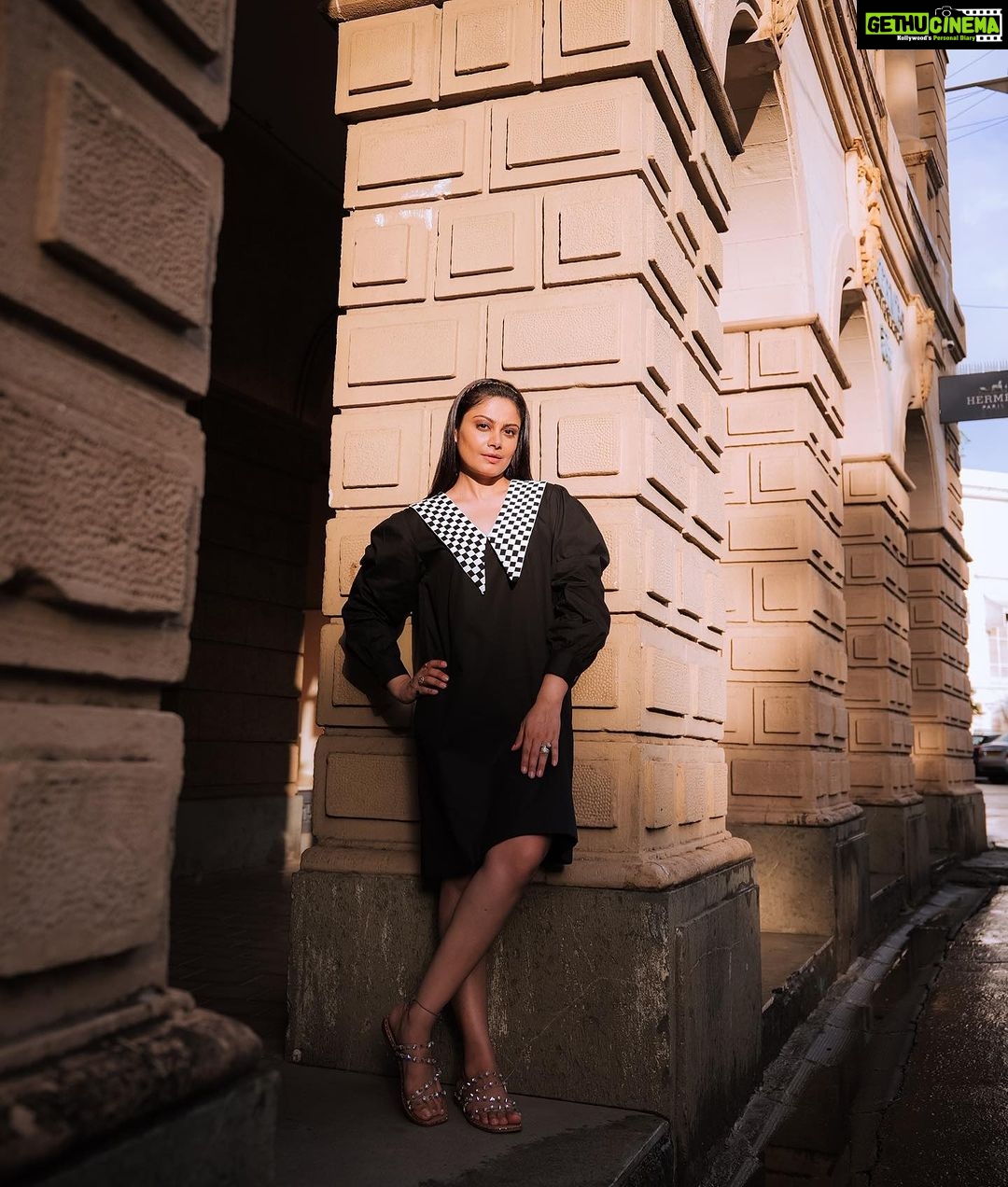 Toral Rasputra Instagram - New pic, new me ❤️ Shot by @jaysingal_ Dress by @houseofmanaa_ Styled by @yashasvisingh19 Makeup by @thombrekapil Hair by @meenakshikolvankar #beyou #bepositive #behappy #keepgoing #keepsmiling #believeinyourself #stayfocused #staycalm #liveinthemoment #lifeisbeautiful