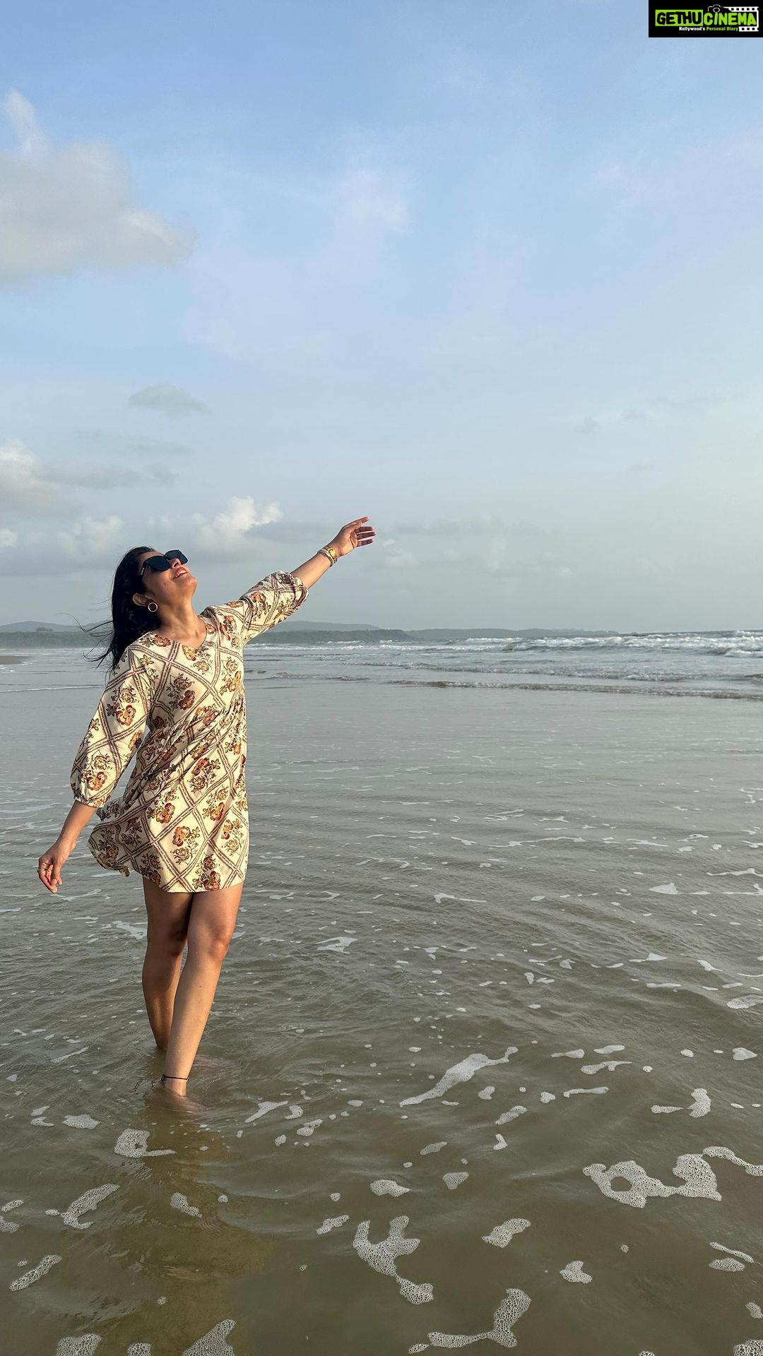 Toral Rasputra Instagram - Love and Sunset is all you need ❤️ . . . #beyou #bepositive #behappy #keepgoing #keepsmiling #stayfocused #staycalm #believeinyourself #liveinthemoment #lifeisbeautiful