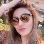 Urvashi Dholakia Instagram - No Need for Caption ✨💋 : : #urvashidholakia #reels #instagram #reelsindia #reelsinstagram #reelitfeelit #lifeisgood #lifeisbeautiful #love #❤️