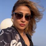 Urvashi Dholakia Instagram - JUST BREATHE ✨😘 : : #urvashidholakia #reelsindia #reels #reelsinstagram #travel #cruising #vacay #instagood #life #live #love #smile #💋