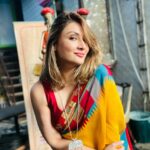 Urvashi Dholakia Instagram - Colourful Sunday 🥰 : : #urvashidholakia #saree #love #candid #justme #live #love #laugh #smile #behappy #alwaysandforever #💋