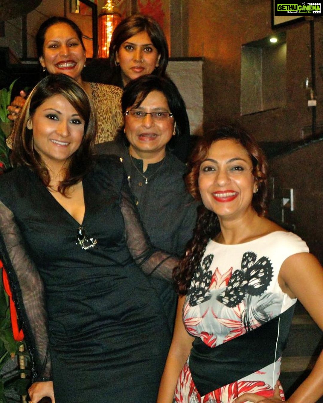 Urvashi Dholakia Instagram - The 1st pic is of my recent birthday on 9/7/2023 .. and the other two are of the year 2010 !!! : We are under constant pressure when it comes to our looks, style and fashion.. most of the times we get taunted upon for repeating our outfits!! I want to ask one thing :: which law states that we aren’t allowed to repeat a clothes ????? In fact, this post speaks volumes of how proud I am 😊 not just for maintaining myself but also a 13 year old outfit !! ❤️ Fashion is not just about looks it’s about the love for clothes and I have loved this outfit for the last 13 years and will continue to do so with the rest of my outfits ❤️🥰 FASHION NEVER DIES ! : : #urvashidholakia #love #myself #fashion #clothes #attitude #mylife #myrules #gratitude #selfconfidence #selfworth #bodycare #mindfulness #wardrobe #ootd