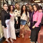 Urvashi Dholakia Instagram - Just having a good time nothing else !!!! @taranaraja @mmmjyoti @sumonachakravarti @preeti3timesbond @aneeshajanet ✨💞💃 : : #urvashidholakia #aboutlastnight #fun #times