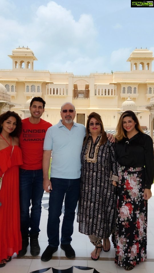 Vahbbiz Dorabjee Instagram - May the Navroz magic bring you joy, success, and health in the coming year.Navroz Mubarak to you and your Family ❤️🌸 Khavan,Peevanu,Majja ni Life😁 Udaivilas Udaipur