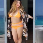 Vahbbiz Dorabjee Instagram - Living my best Life😍❤️ #throwback #maldives Swimwear:- @angelcroshet_swimwear Cover up:- @angelcroshet_swimwear Maldives