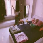 Vaibhavi Shandilya Instagram - Behind the Scenes: Multitasking Mastery with Vaibhavi Shandilya - Balancing Glamour and Chores like a Pro! #cleanliving #cleanlinessisnexttogodliness Mumbai, Maharashtra