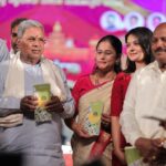 Vaibhavi Shandilya Instagram - An auspicious beginning at the Dasara Film Festival Inauguration, graced by our Karnataka’s Honorable Chief Minister @siddaramaiah_official and Mysuru Commissioner Savitha ji and other VIPs @mydff_2023 🌟🎬 #dasarafilmfestival #celebrationwithleaders. Kalamandir Mysore