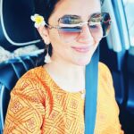 Vaidehi Parashurami Instagram – Wonder”phool” wednesday! 🌸 

#selfieseries #selfie 
#wonderfulwednesday #floralwednesday 
#loveforflowers #simplicity
#atitsbest #happywednesday