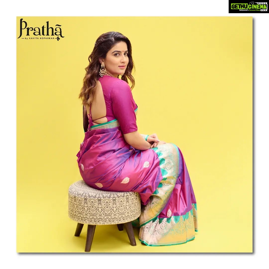 Vaidehi Parashurami Instagram - Watch @parashuramivaidehi in Pratha's Handloom Banarasi saree! WhatsApp on 9822240402 for inquiries Visit - www.prathasarees.com Follow us on social media for the latest addition of sarees: Facebook | Instagram | YouTube #banarasi #banarasisaree #banarasisilk #traditionalsaree #PaithaniSilk #ElegantDrapes #TimelessBeauty #PrathaCreations #IndianFashion #HandcraftedElegance #EthnicChic #TraditionalWeaves #SareeLove #FashionInspiration