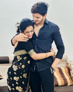 Vaishnavi Chaitanya Instagram - I am so proud to watch you shooting for the stars because you are a great example of what it means to stay focused and succeed in life❤️ I love you akka❤️🫶🏻

.

.

.

.

.

.

#vaishnavichaitanya #newpost #brothersisterlove #proudbrother #love #babythemovie