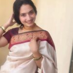 Vaishnavi Gowda Instagram - ಎಲ್ಲರಿಗೂ ಯುಗಾದಿ ಹಬ್ಬದ ಶುಭಾಶಯಗಳು , ಬೇವು ಬೆಲ್ಲ ಸವಿಯುತ ಕಹಿ ನೆನಪು ಮರೆಯಾಗಲಿ, ಸಿಹಿ ನೆನಪು ಚಿರವಾಗಿಲಿ ✨🙏🏻