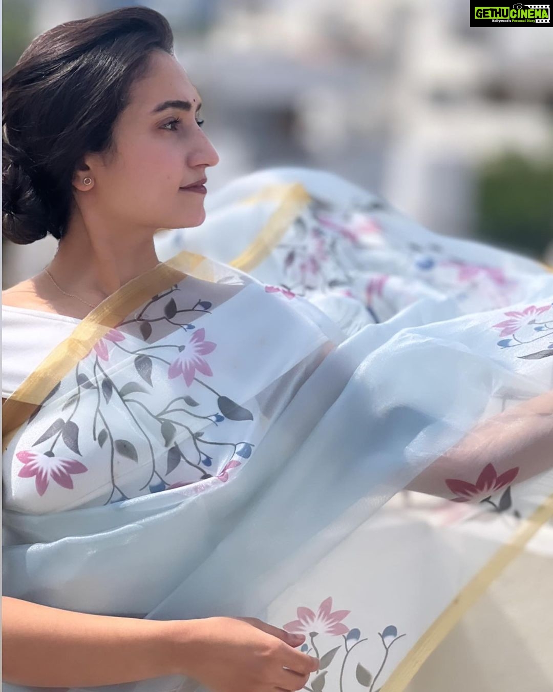 Vaishnavi Gowda Instagram - Cool blue 🧊❄️