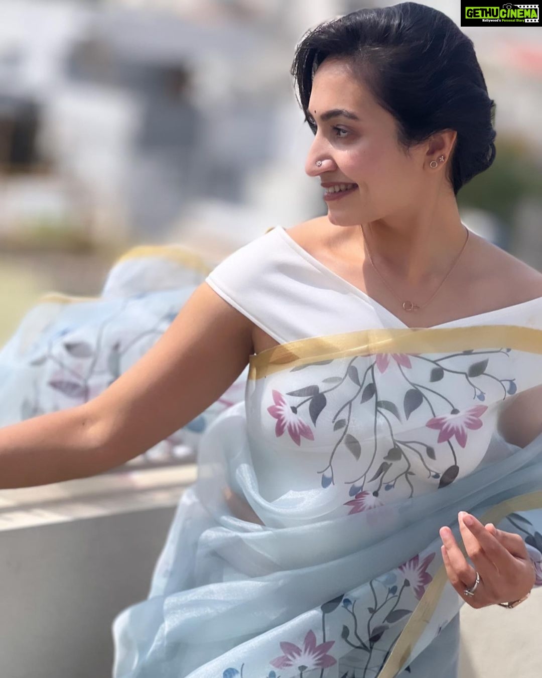 Vaishnavi Gowda Instagram - Cool blue 🧊❄️