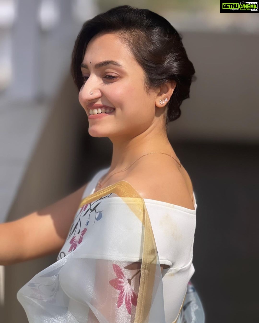 Vaishnavi Gowda Instagram - Cool blue 🧊❄️