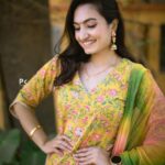 Vaishnavi Gowda Instagram - Colour colour which colour do you choose 💚💛💗 Outfit- @rangriwaaz 📸- @pkstudiophotography @d_ee_kshi