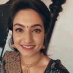 Vaishnavi Gowda Instagram – Don’t look at the caption.. look at the selfie’s 😉