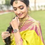 Vaishnavi Gowda Instagram – Another day, another festive outfit; Ft. @danielwellington watch.✨🪔
Check out their exciting sale of up to 30% off and use my code “VAISHNAVIXDW” to get an extra 15% off on their website.
 
#ad #dwindia #danielwellington #DWali
