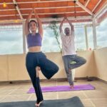 Vaishnavi Gowda Instagram - Yoga makes us find the peace which lies within us ! ✨ Yoga not just today but everyday ❤️ #internationalyogaday #yoga #yogapractice Ps - dad is my yoga partner for life .. ✨