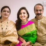 Vaishnavi Gowda Instagram - Happy anniversary Amma and Appa ♥️ Thank you for everything ✨😇