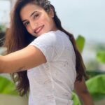 Vaishnavi Gowda Instagram - Smile please ! 🌝 that’s what my T-shirt says ☺️