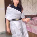 Vaishnavi Gowda Instagram - Different saree drapes 💫 #PrimeReels