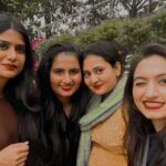 Vaishnavi Gowda Instagram - Cheers to our 13 years of friendship ❤️ So much has changed but the friendship remains the same ✨ Just wanna give a big a hug and say happy friendship day beauties ✨😘 #thefantasticfour 😉 @poojashetty.6 @nimmaamulya @anju_gangatkar