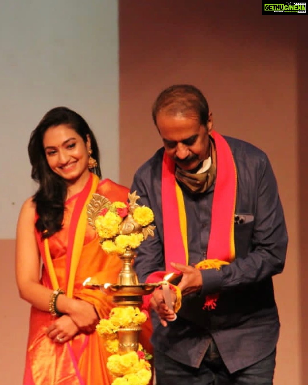 Vaishnavi Gowda Instagram - Happy Father’s Day Appa ⭐️ You have always been a protector, great teacher, my biggest cheer leader and a great critic… thank you for the best life you’ve given me 😇 I promise that I will take the best care of you .. and keep you the happiest ✨♥️ Love you dad 💗