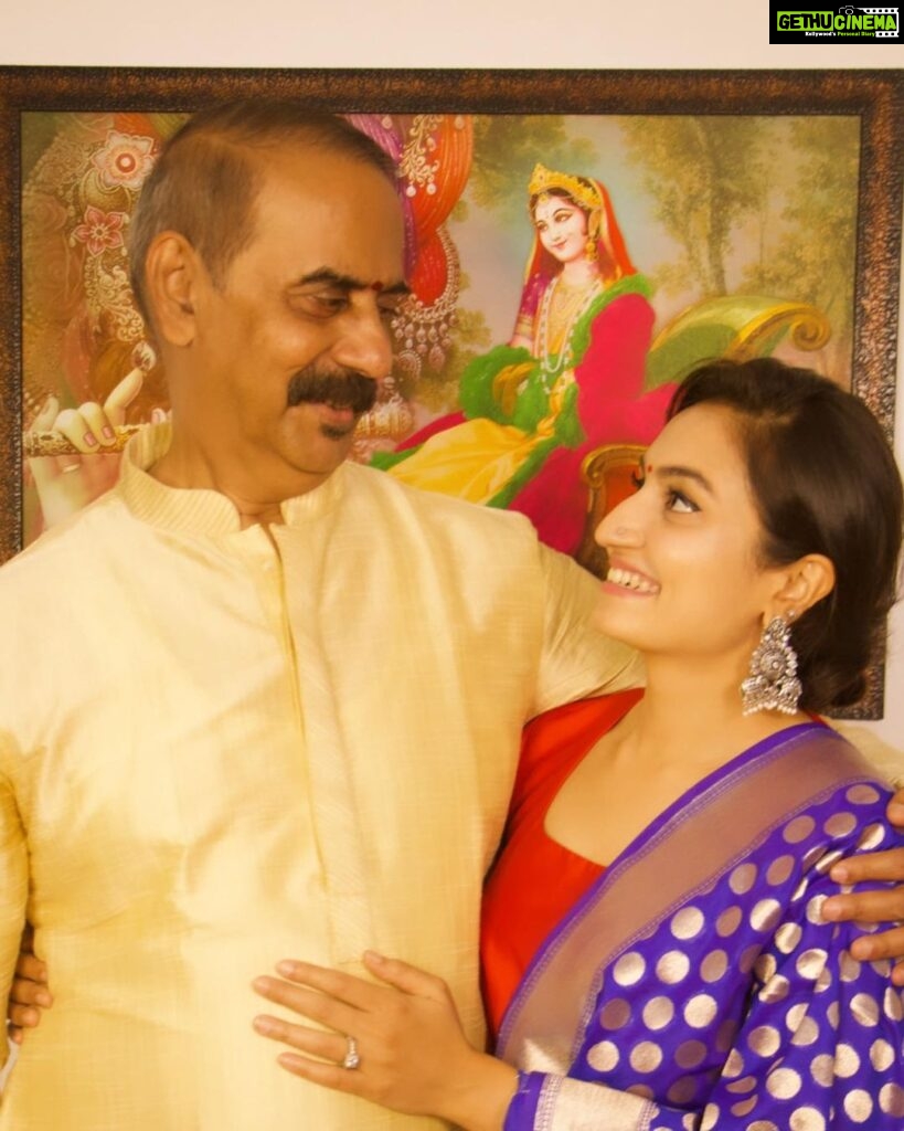 Vaishnavi Gowda Instagram - Happy Father’s Day Appa ⭐️ You have always been a protector, great teacher, my biggest cheer leader and a great critic… thank you for the best life you’ve given me 😇 I promise that I will take the best care of you .. and keep you the happiest ✨♥️ Love you dad 💗