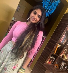 Vanitha Vijayakumar Instagram - My ulaga azhagi @jovika_vijaykumar love u and god bless u in whatever u do … ❤️